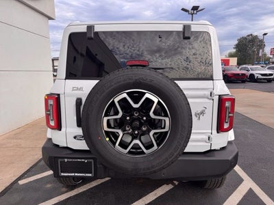 2026 Ford Bronco Outer Banks