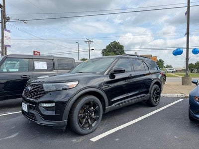 2023 Ford Explorer ST-Line