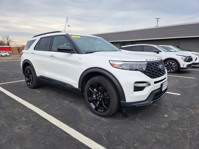 2023 Ford Explorer ST-Line