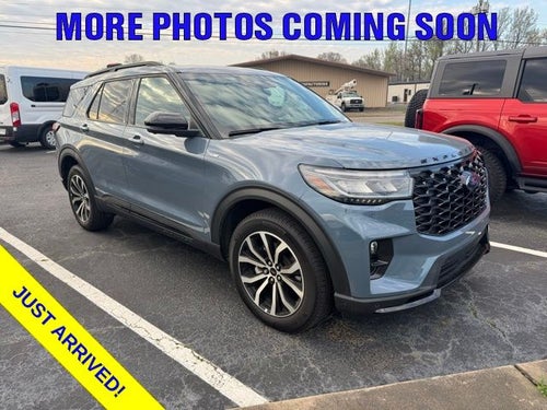 2025 Ford Explorer ST-Line