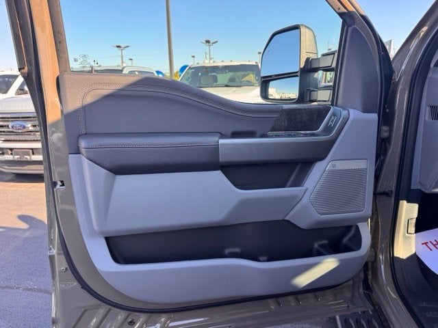 2027 Ford F-250SD XLT