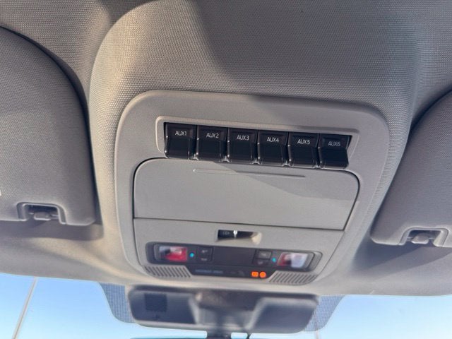 2027 Ford F-250SD XLT