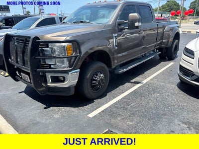 2017 Ford F-350SD Lariat DRW