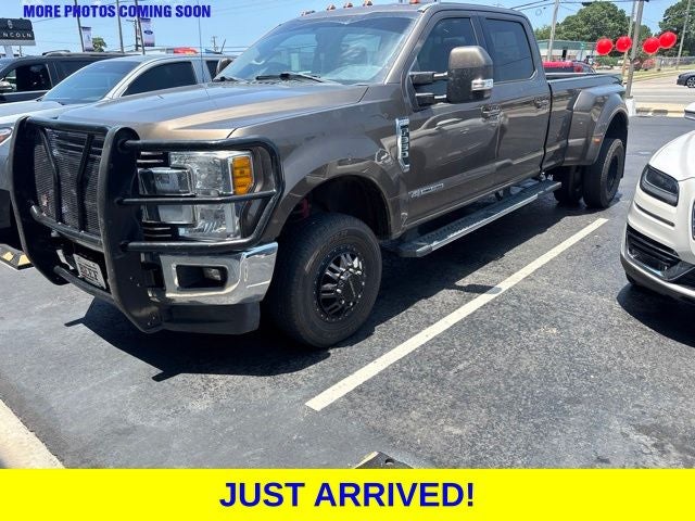 2017 Ford F-350SD Lariat DRW