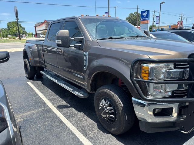 2017 Ford F-350SD Lariat DRW