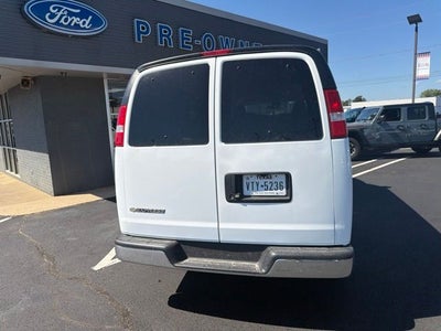 2025 Chevrolet Express 3500 LT Passenger