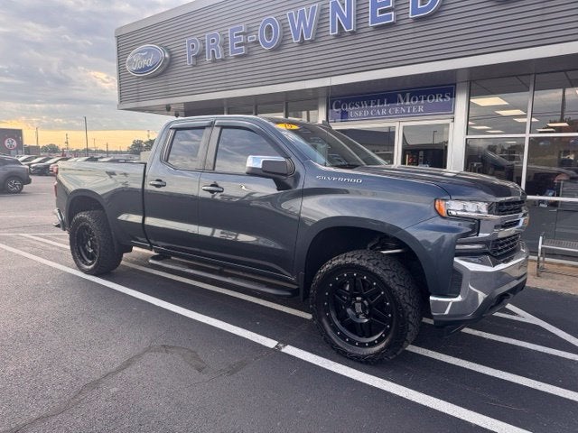 Used 2019 Chevrolet Silverado 1500 LT with VIN 1GCRYDEK7KZ346997 for sale in Little Rock
