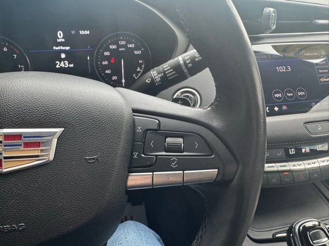 2022 Cadillac XT4 Premium Luxury