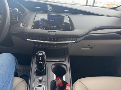 2022 Cadillac XT4 Premium Luxury