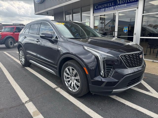 2022 Cadillac XT4 Premium Luxury