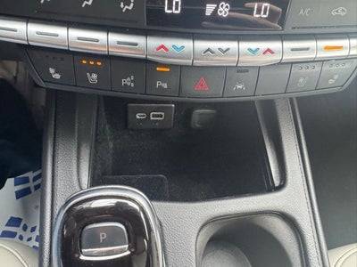 2022 Cadillac XT4 Premium Luxury