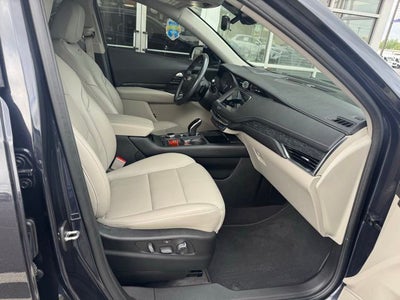 2022 Cadillac XT4 Premium Luxury