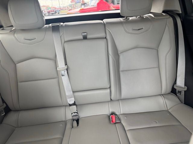 2022 Cadillac XT4 Premium Luxury