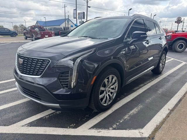 2022 Cadillac XT4 Premium Luxury