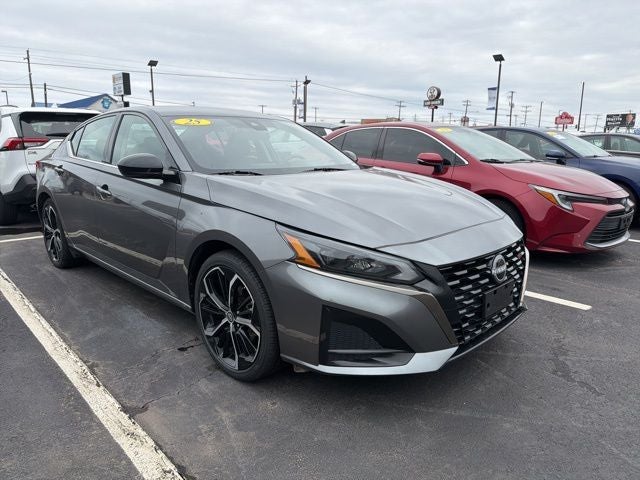 2025 Nissan Altima 2.5 SR