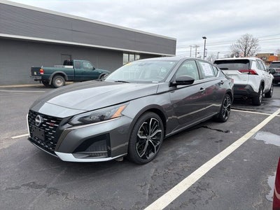 2025 Nissan Altima 2.5 SR