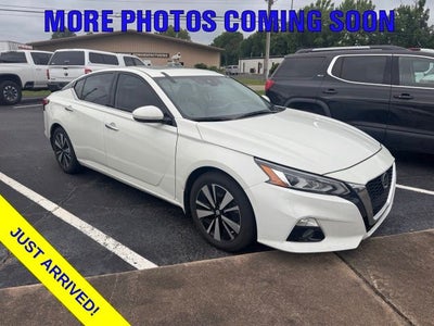 2022 Nissan Altima 2.5 SL