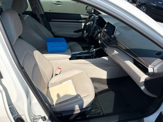 2022 Nissan Altima 2.5 SL