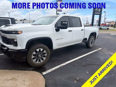 2024 Chevrolet Silverado 2500HD Custom