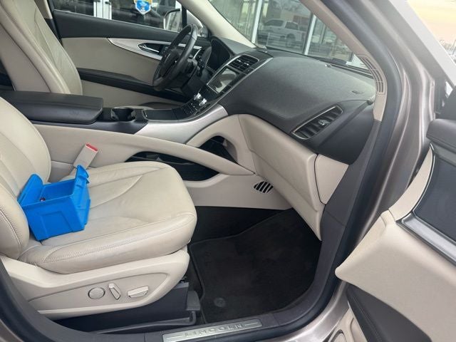 2020 Lincoln Nautilus Standard