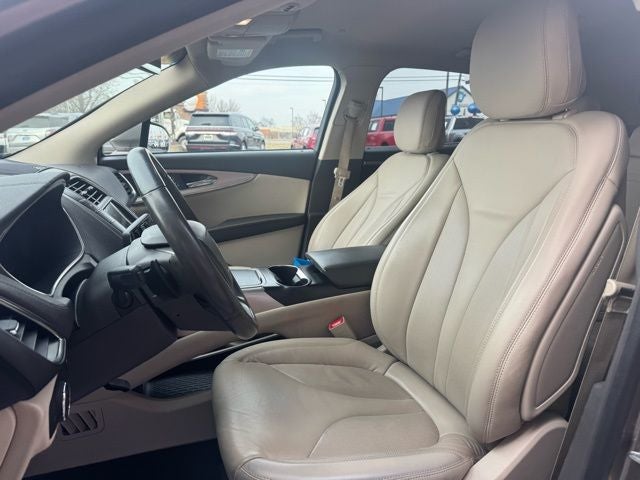 2020 Lincoln Nautilus Standard