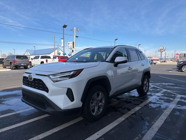 2024 Toyota RAV4 XLE