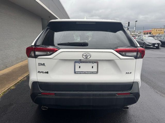 2024 Toyota RAV4 XLE