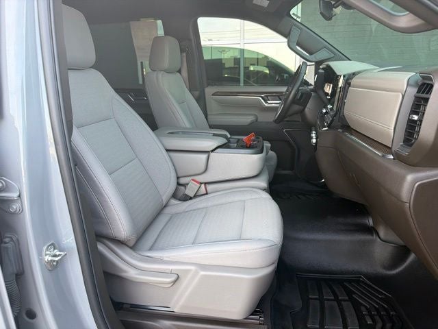 2025 GMC Sierra 1500 SLE