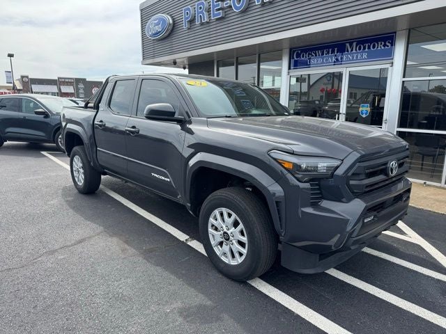 Used 2024 Toyota Tacoma SR5 with VIN 3TMKB5FN1RM001672 for sale in Little Rock