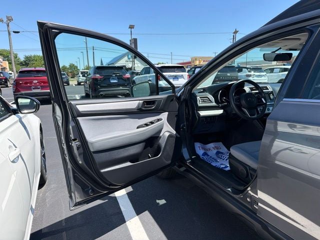 2018 Subaru Outback 2.5i