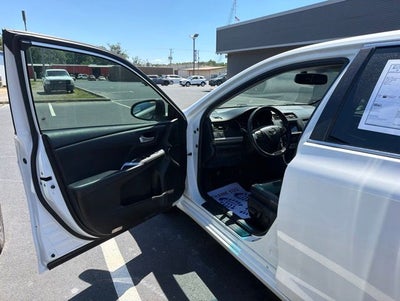 2017 Toyota Camry SE