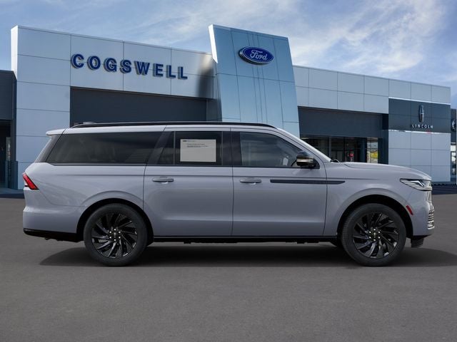 2027 Lincoln Navigator L Reserve