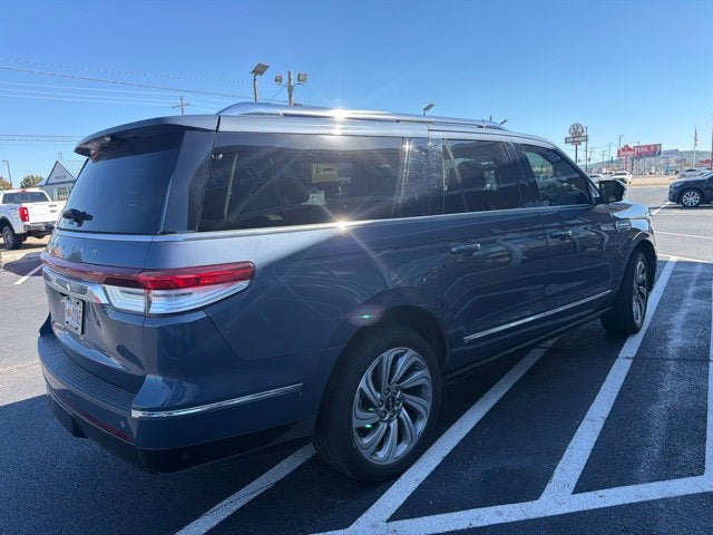 2023 Lincoln Navigator L Reserve
