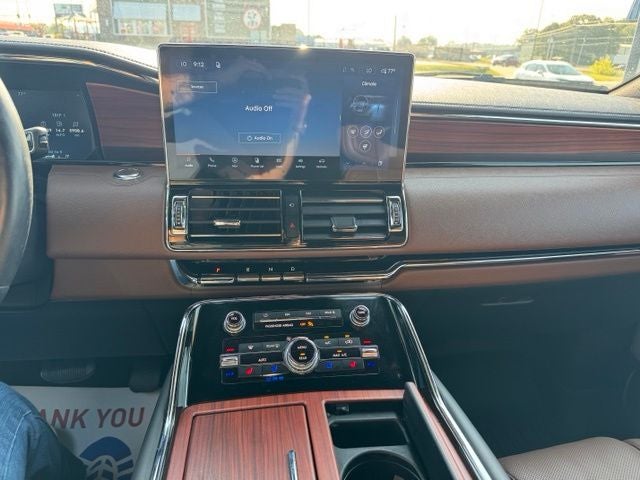 2024 Lincoln Navigator L Reserve