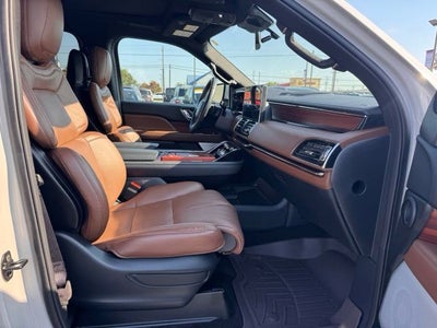 2024 Lincoln Navigator L Reserve
