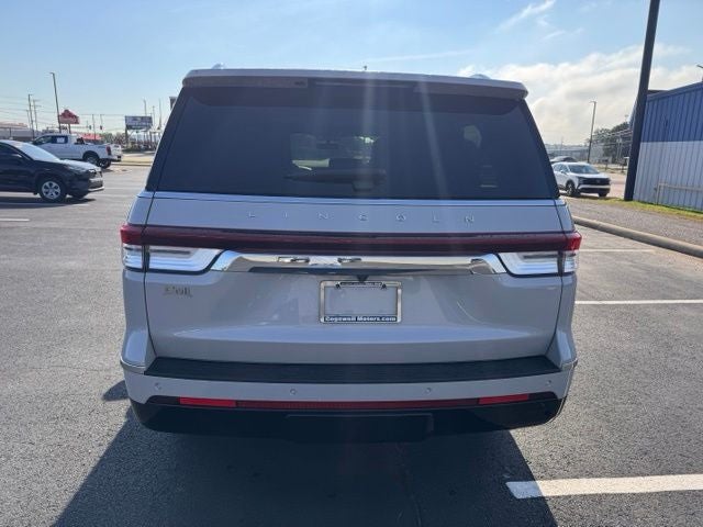 2024 Lincoln Navigator L Reserve