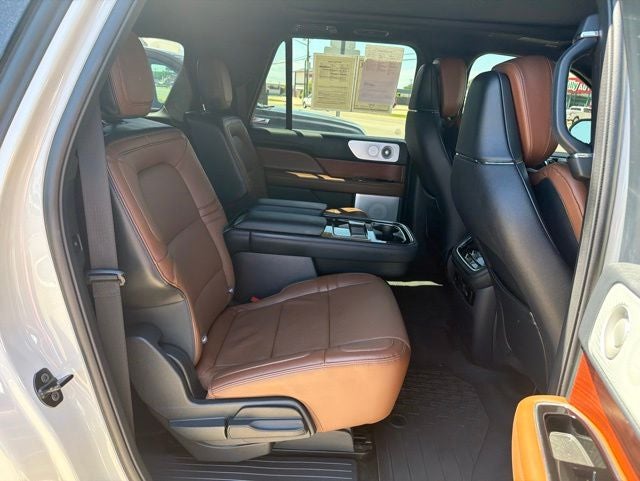 2024 Lincoln Navigator L Reserve