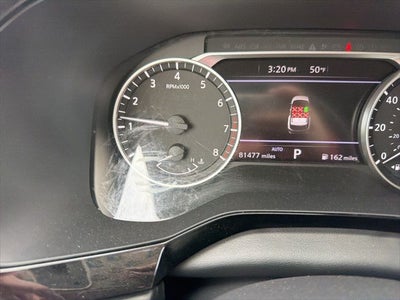 2022 Nissan Pathfinder SV