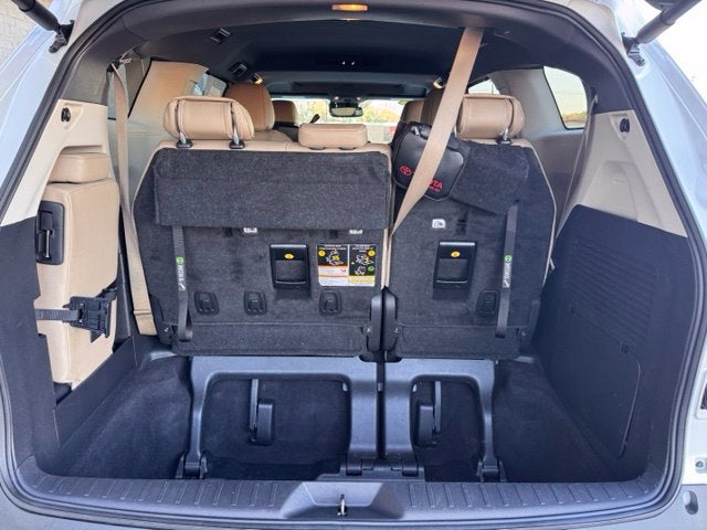 2023 Toyota Sienna XLE 8 Passenger
