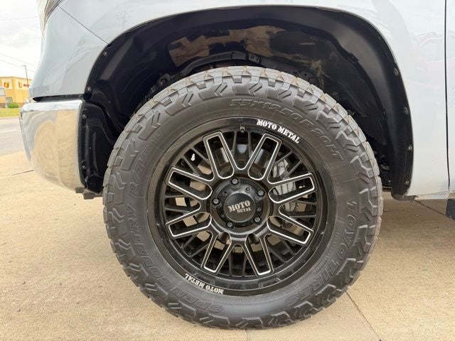 2020 Toyota Tundra Base