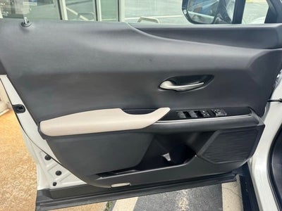 2022 Lexus UX 200 Base