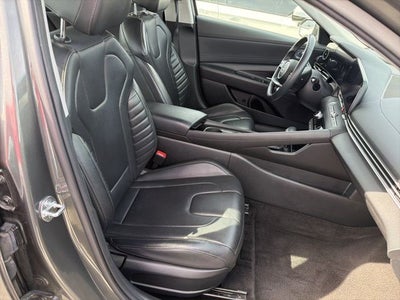 2024 Hyundai Elantra Limited